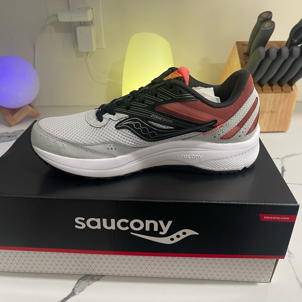 New! Saucony Women's Cohesion 15 Running Shoe